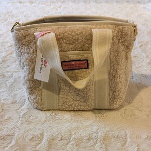 NWT Vineyard Vines White Sherpa Tote